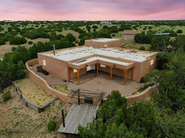 46 Crazy Rabbit Rd, Santa Fe, NM 87508