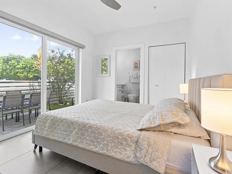 1367 N Ocean Blvd — Photo 18