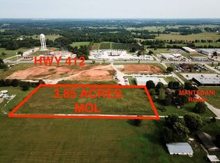 S Mantegani Rd, Springdale, AR 72762