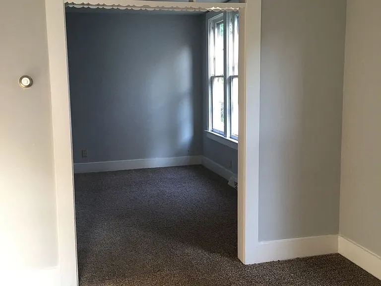708 Frederick St — Photo 2