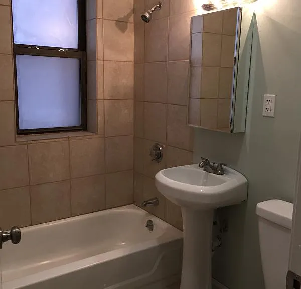 891 Huntington Ave #2 — Photo 4