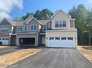 5C Empire Ct, Clifton Park, NY 12065
