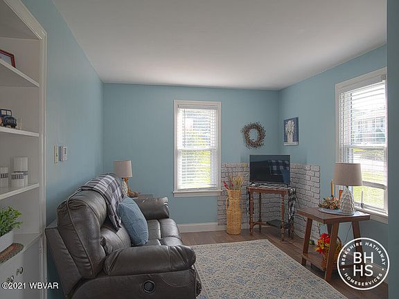 5th image of 711 Fairmont Ave S