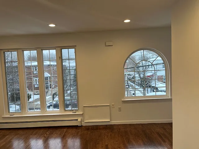 207-15 47th Ave — Photo 3