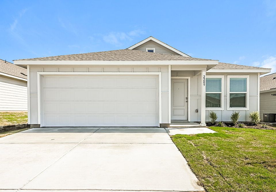 1st image of 2209 La Vista Ln