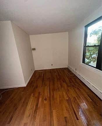 5th image of 89 Wolfs Ln APT 12