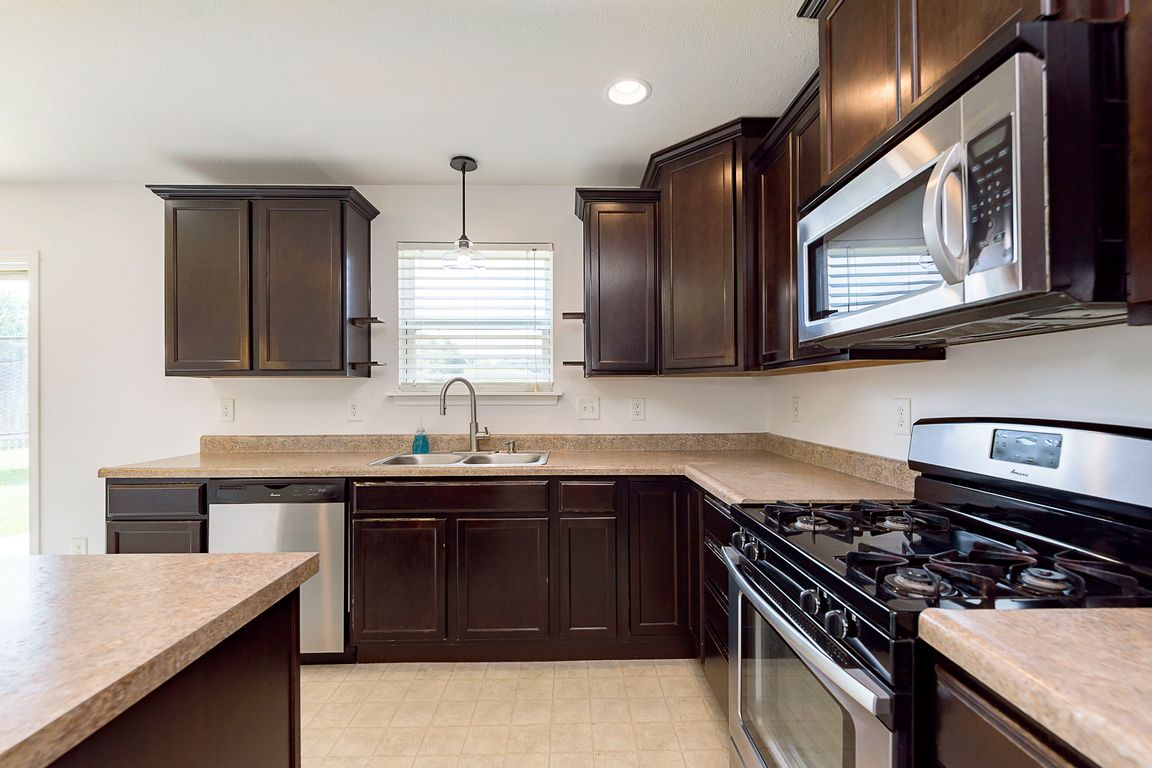 next background image