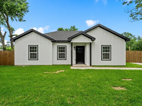 706 Dearborn St, Waco, TX 76704
