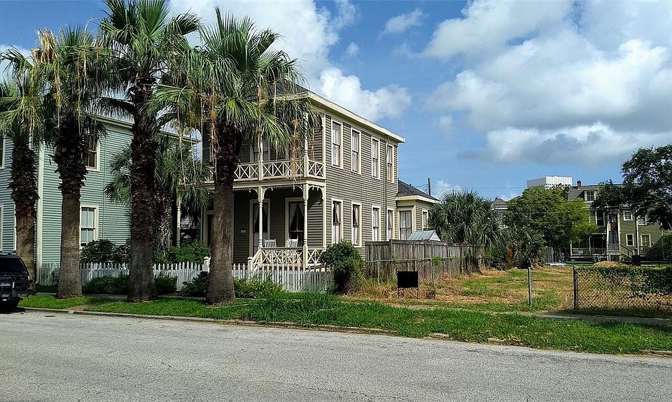 1st image of 1818 Avenue L