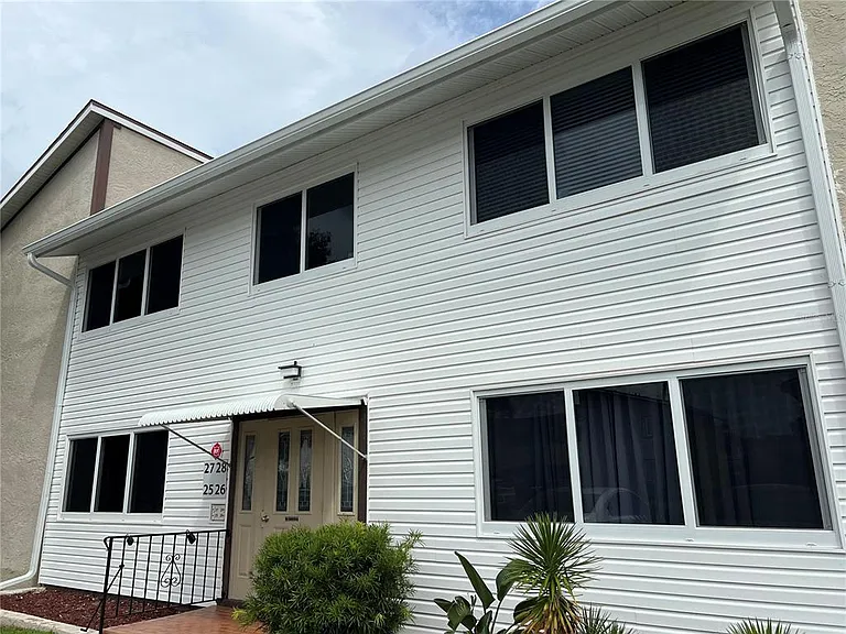 22481 Westchester Blvd #B27 — Photo 2