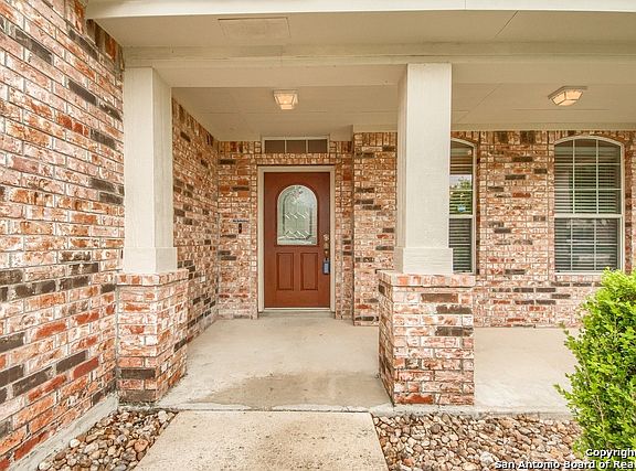 3rd image of 225 Nomad Ln