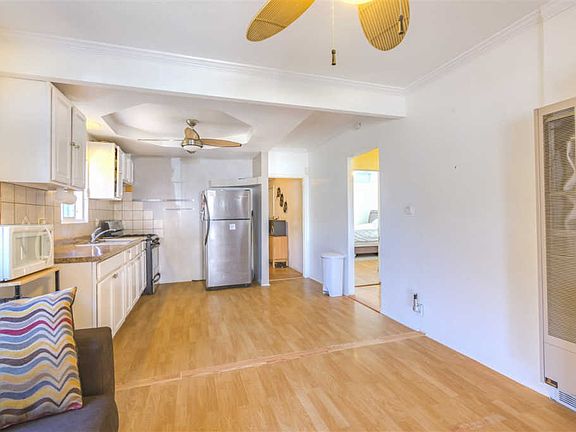 4th image of 4088 Highland Ave