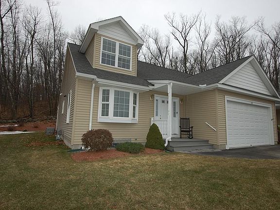 2nd image of 128 Angell Brook Dr