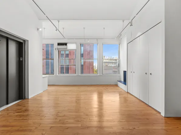 712 Broadway image 2 of 13