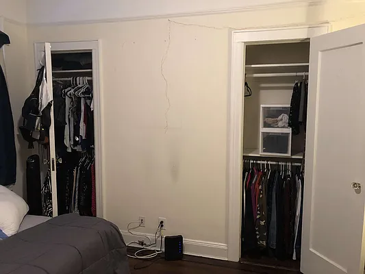 Rented by Metroline Realty | media 7