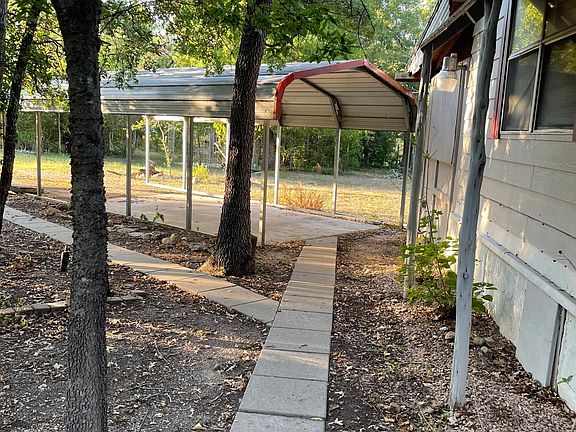 2nd image of 19624 Blake Manor Rd Unit B