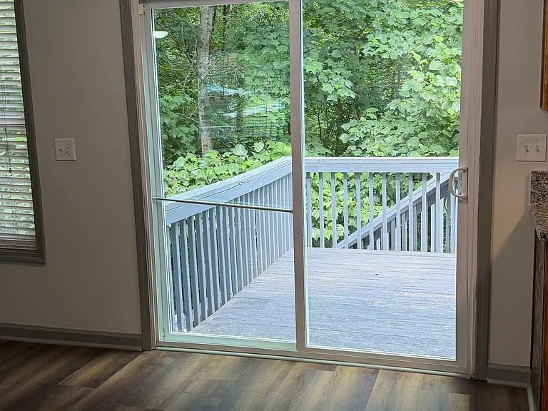 6017 Riverside Run Ct — Photo 7