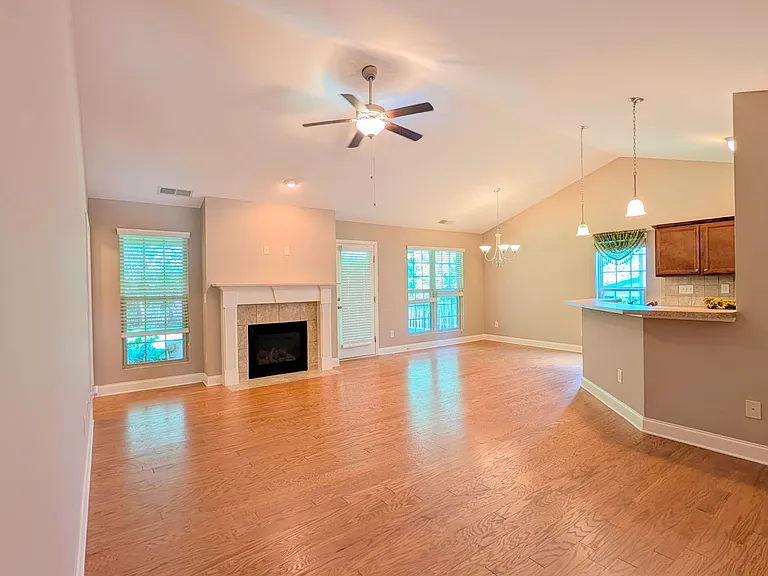 4780 Lost Creek Dr — Photo 8
