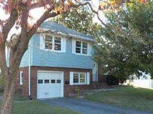 53 Church Landing Rd, Pennsville, NJ 08070