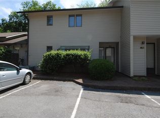 202 Forest View Ct, Winston Salem, NC 27104