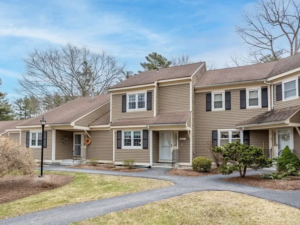 52 Heritage Dr #52, Northbridge, MA 01534