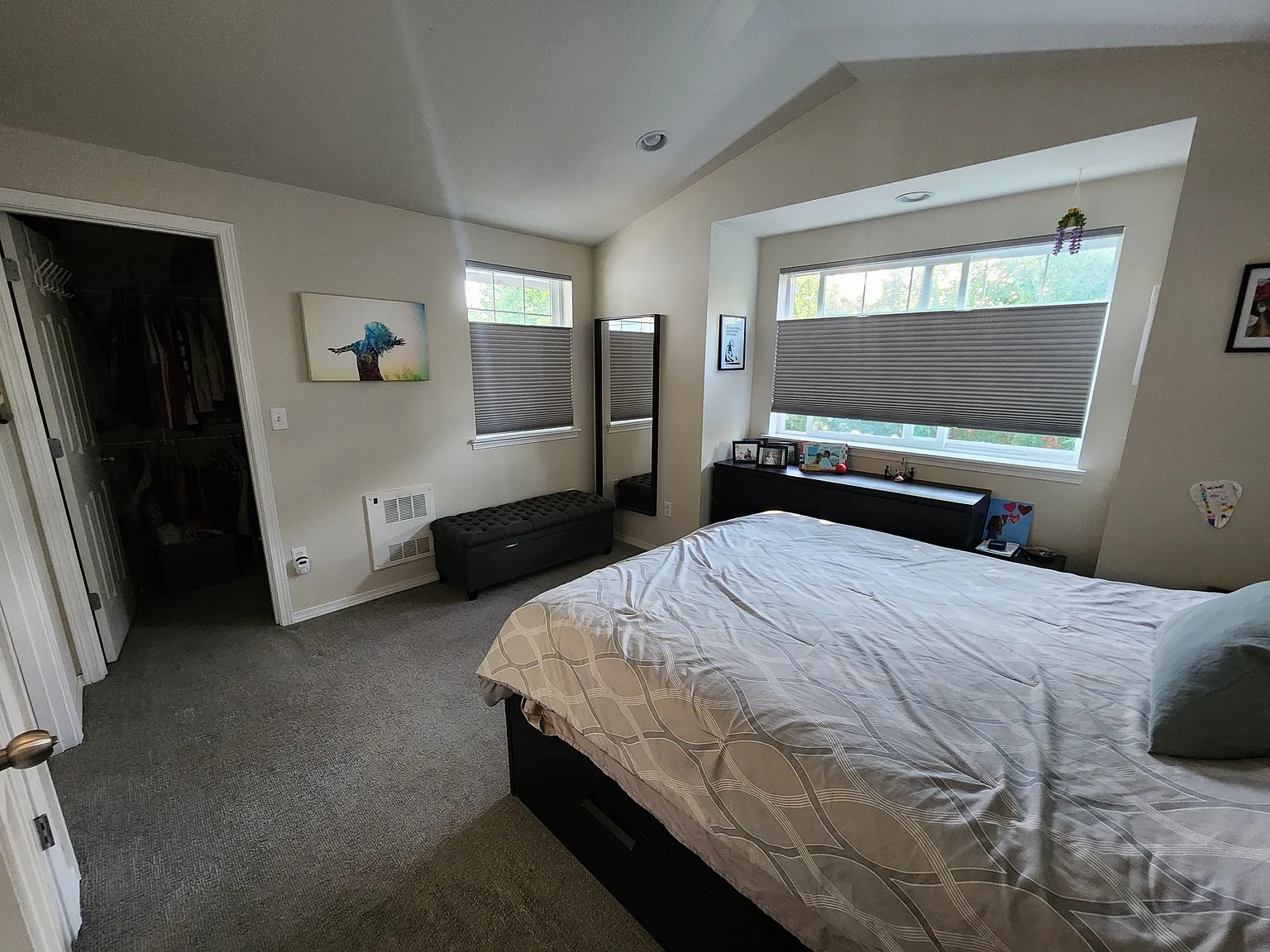 3 bed, 2.5 bath, 1344 sqft, $3,400 — Photo 3