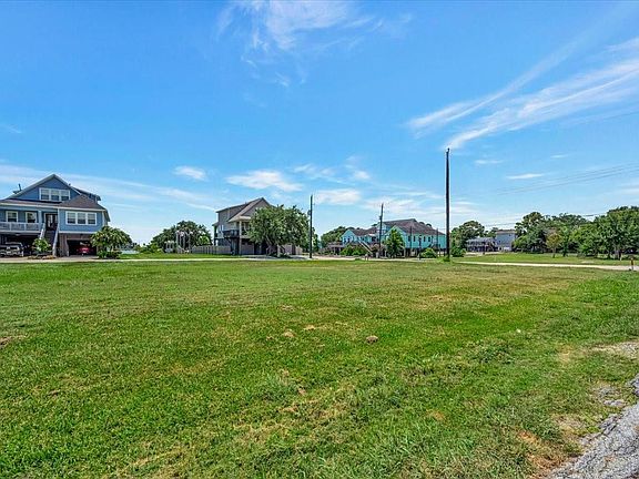2nd image of 0 Hall St Lot 4