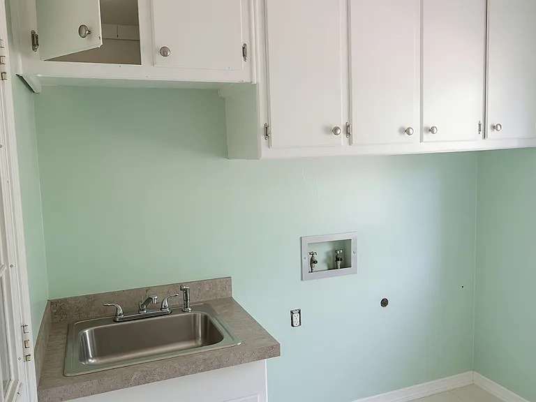 3533 Sheffield Dr — Photo 18