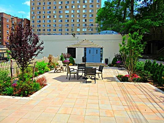 Rented by Anna Pinto Realty | media 43