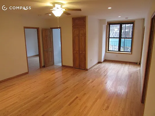 Rented by Compass | media 10