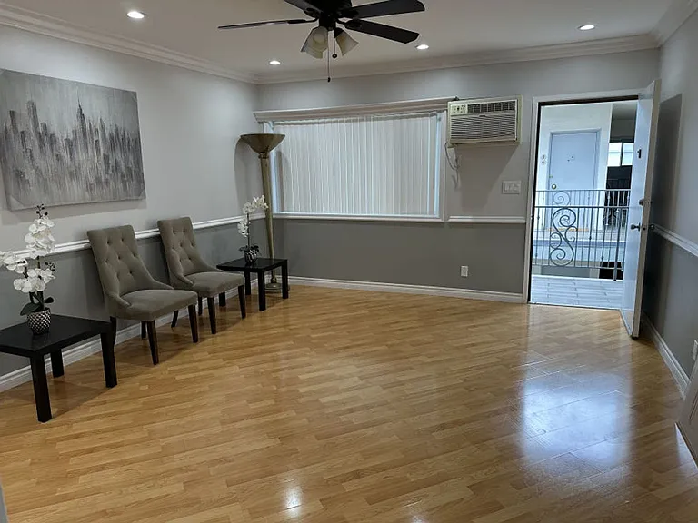 Edgemont Apts — Photo 32