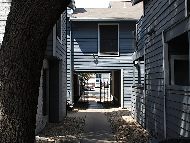 Ventura North — Photo 21