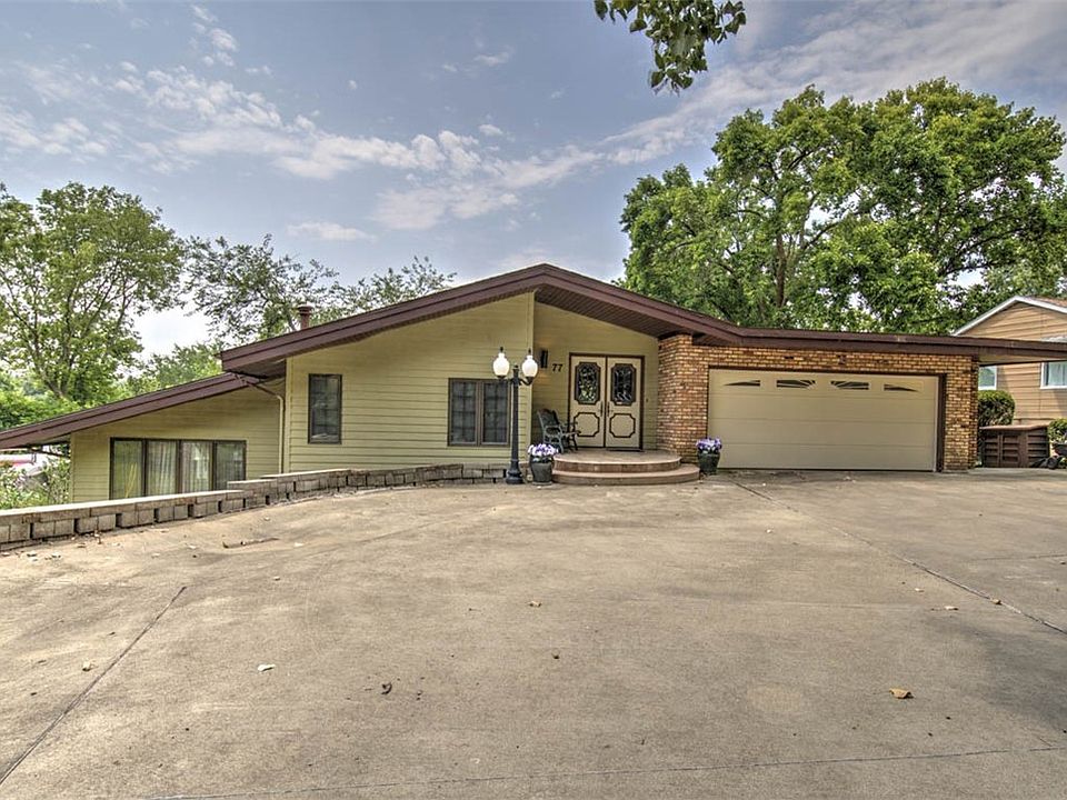1st image of 77 Oak Ridge Dr