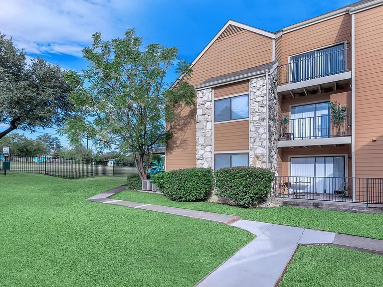 The Landing Apartments — Photo 43