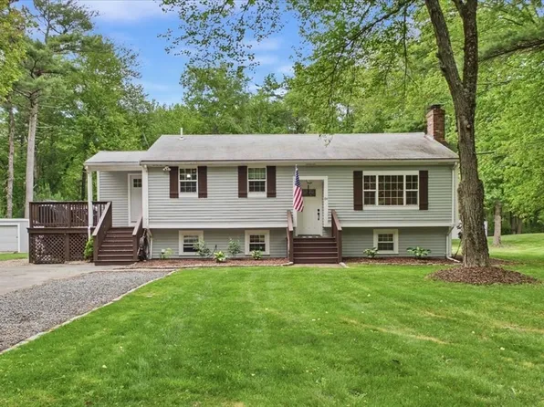 84 Seekell St, Taunton, MA 02780