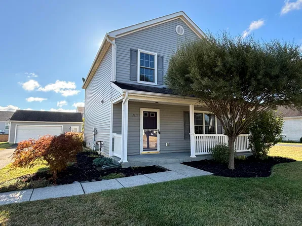 2211 Forest Ridge Dr, Hebron, OH 43025