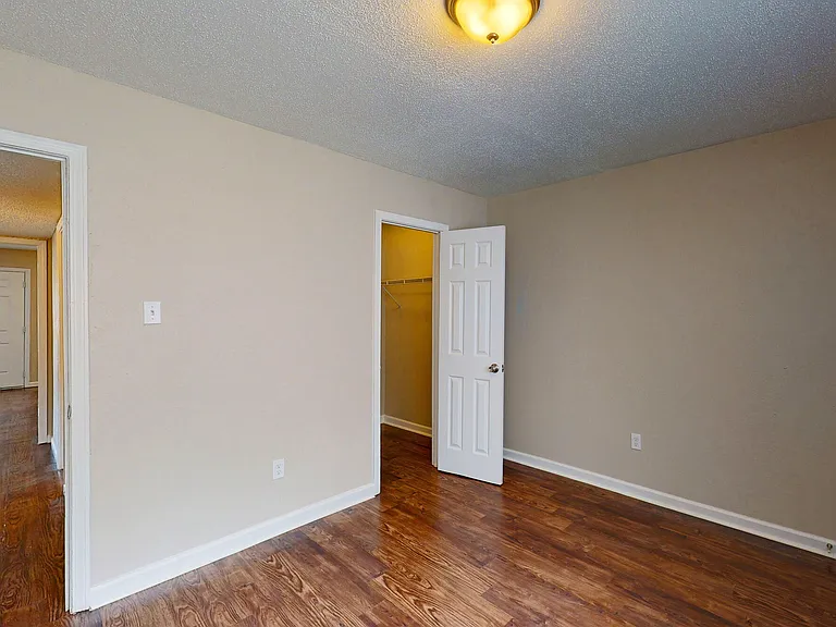 Azure Place Apartments — Photo 24