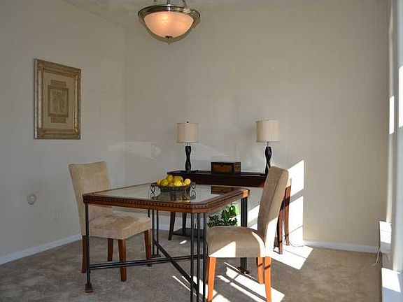 4th image of 5008 Glen Canyon Dr