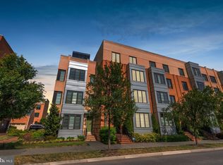 2015 Richmond Hwy UNIT 101, Alexandria, VA 22301