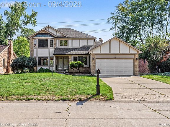 2nd image of 627 Parkland Dr