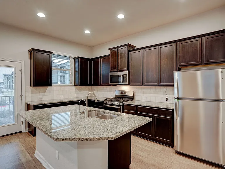 2212 Dillon Pond Ln #A — Photo 19