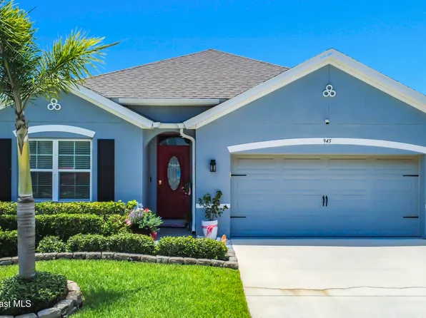 945 Newton Cir, Rockledge, FL 32955