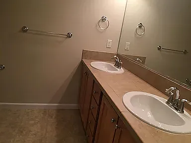 1479 Gifford St SE #2 — Photo 14