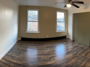 262 W Apsley St FLOOR 3, Philadelphia, PA 19144