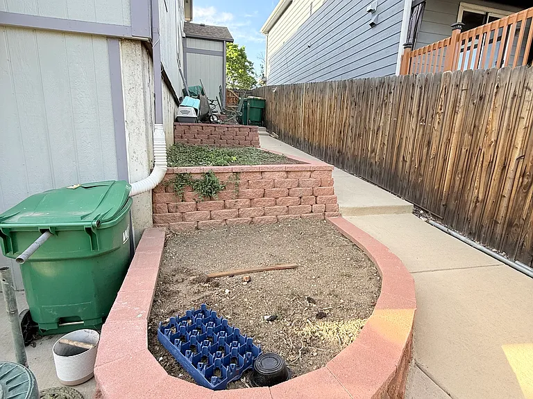 8043 Clay Dr — Photo 30
