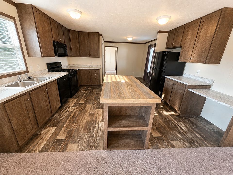 1st image of 479 Equestrian Way #25