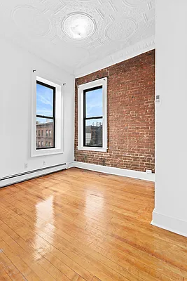 Rented by Ivey North LLC | media 9