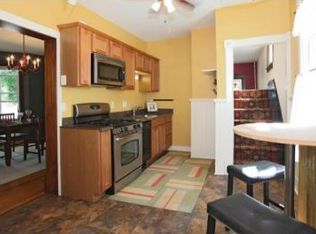 33 Douglas St, Saint Paul, MN 55102