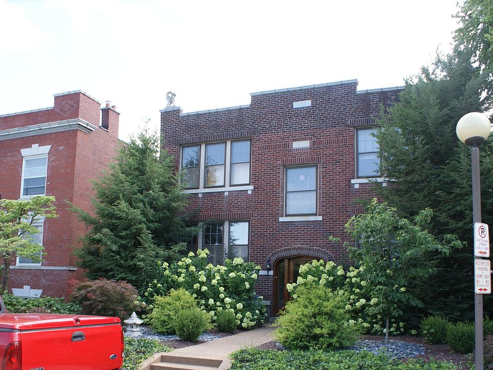 1st image of 4416 Laclede Ave APT 2W