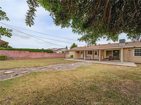 3rd image of 7858 Lena Ave